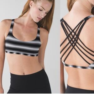 Lululemon Free To Be Wild Capilano Stripe Black White 4